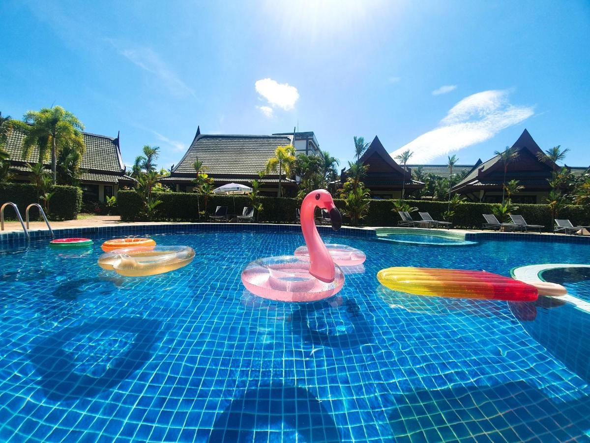 Airport Phuket 4* Nai Yang Beach