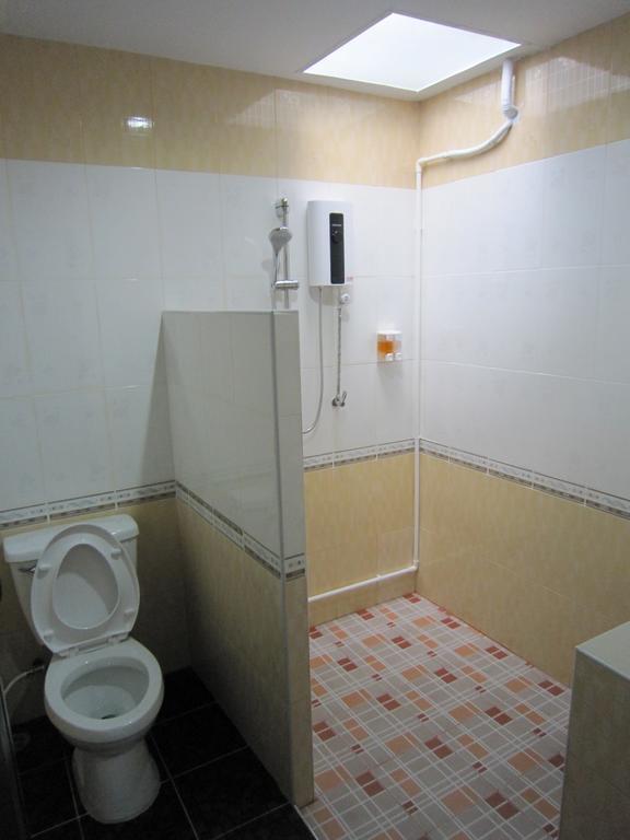 Nayai Resort 3*