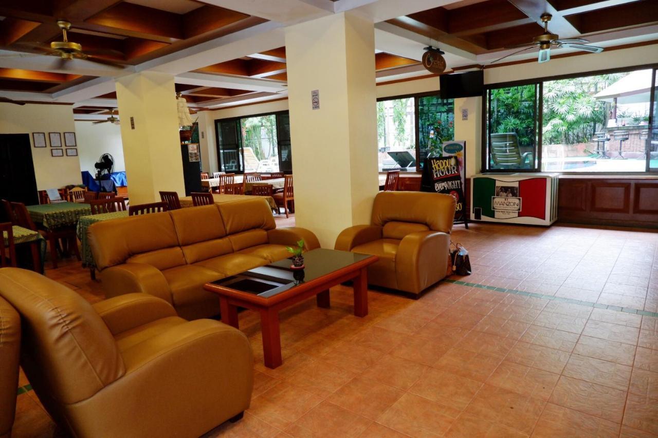 And Apartment *