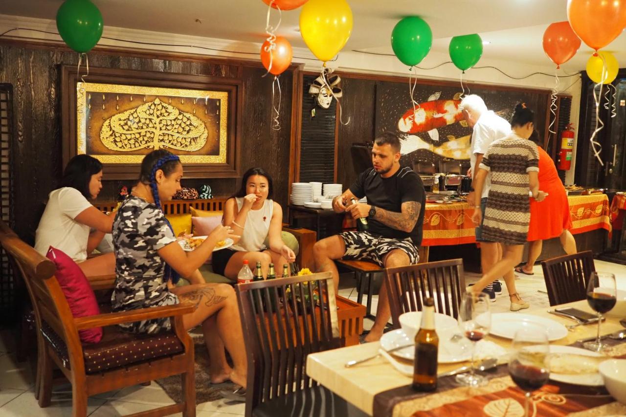 Sky Silk Decoration House 2* Patong