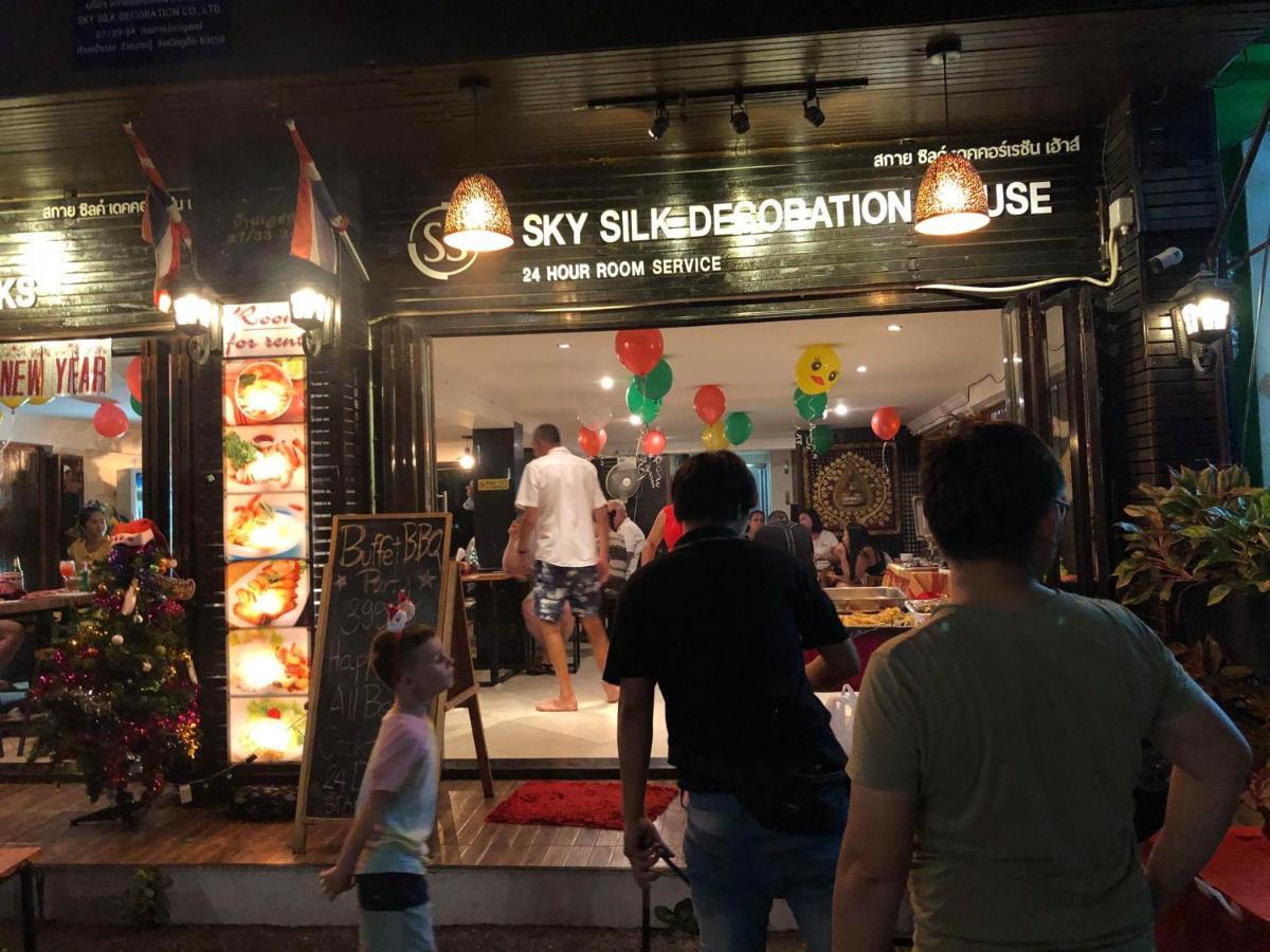 Hotel Sky Silk Decoration House Patong