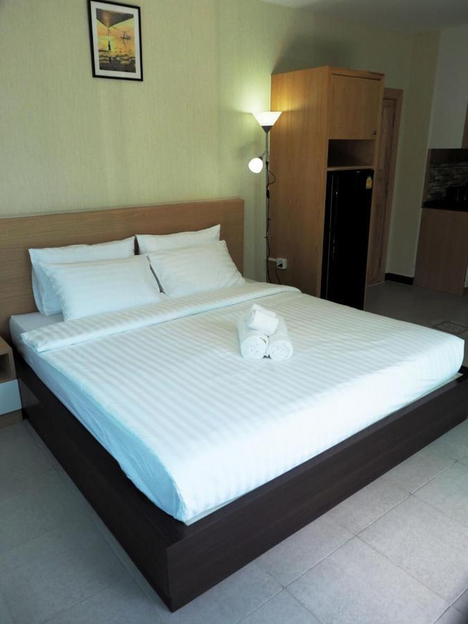 Apartment Pak Dee At