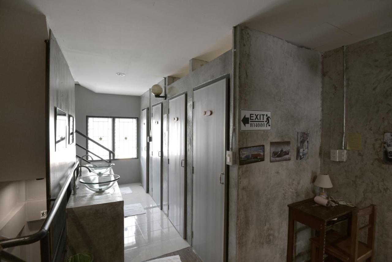 Ok Chic Hostel