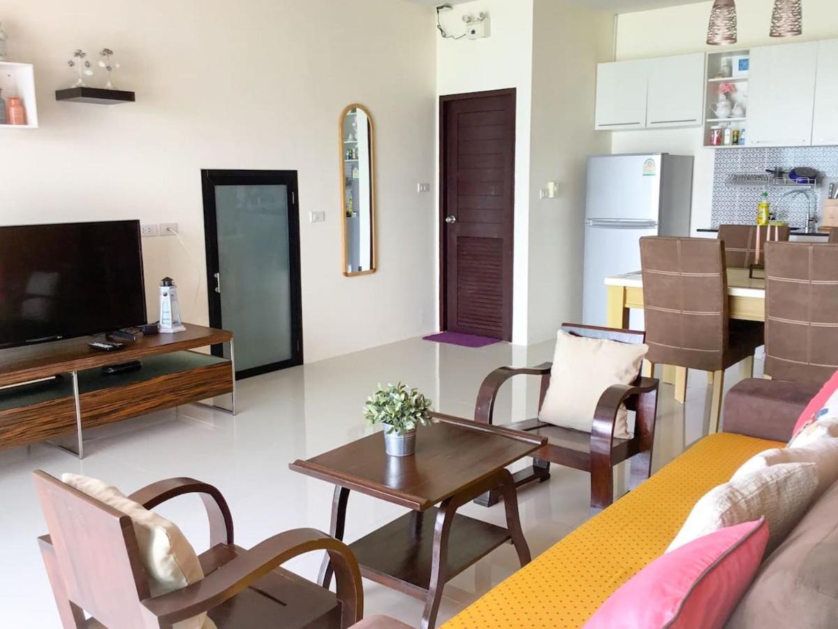 Koh Sirey Beachfront Pool Ferienhaus