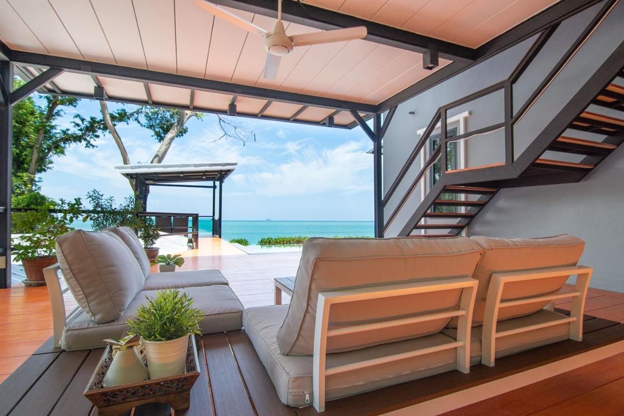 Koh Sirey Beachfront Pool Ferienhaus