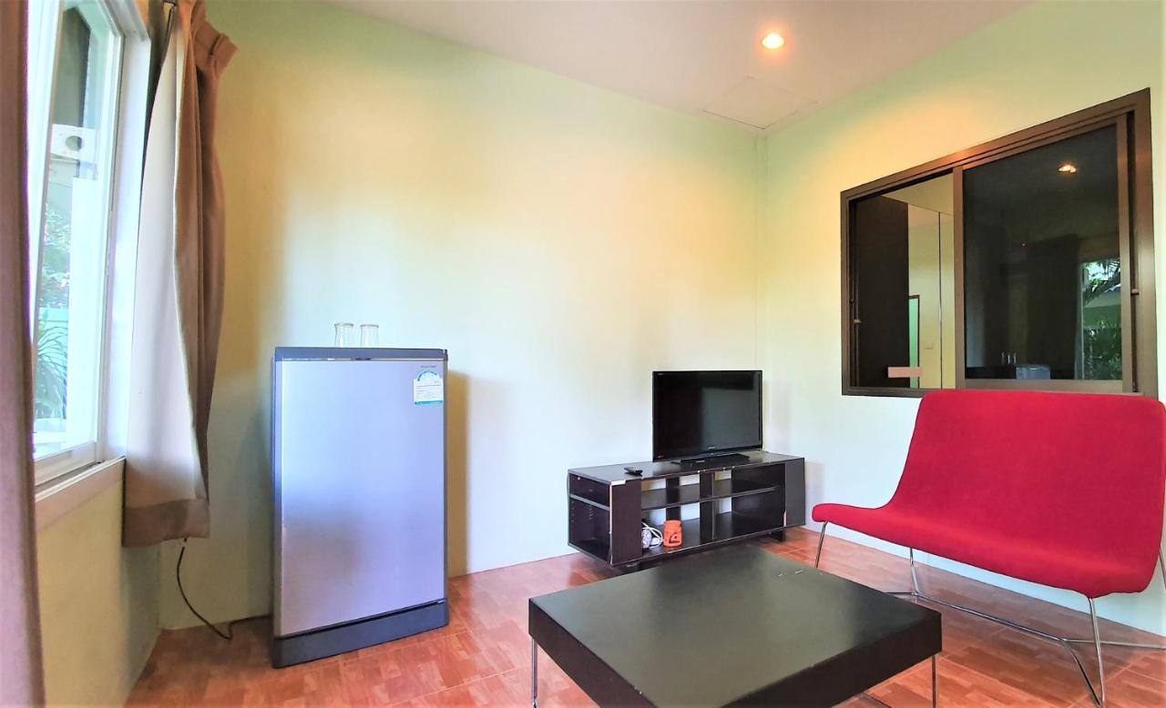 Hotel Well By Palai Seafood