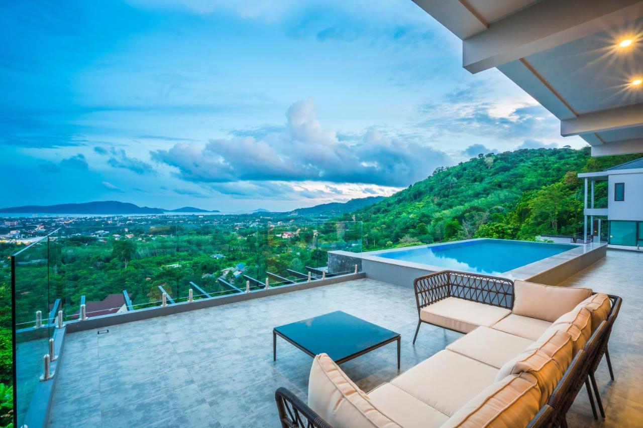 Villa Nakara Hill Phuket