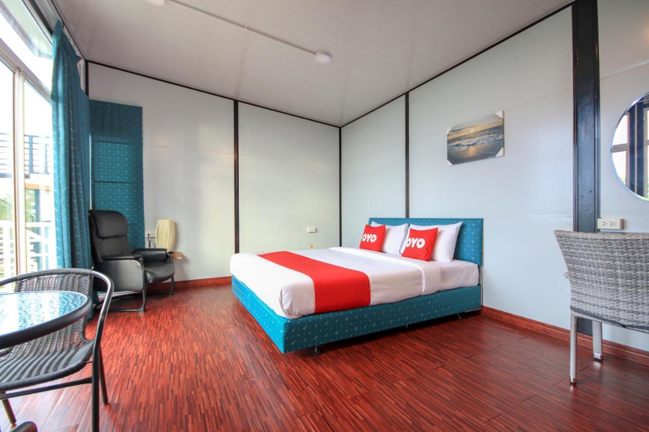 Happy Mountain Airport Hotel 2*