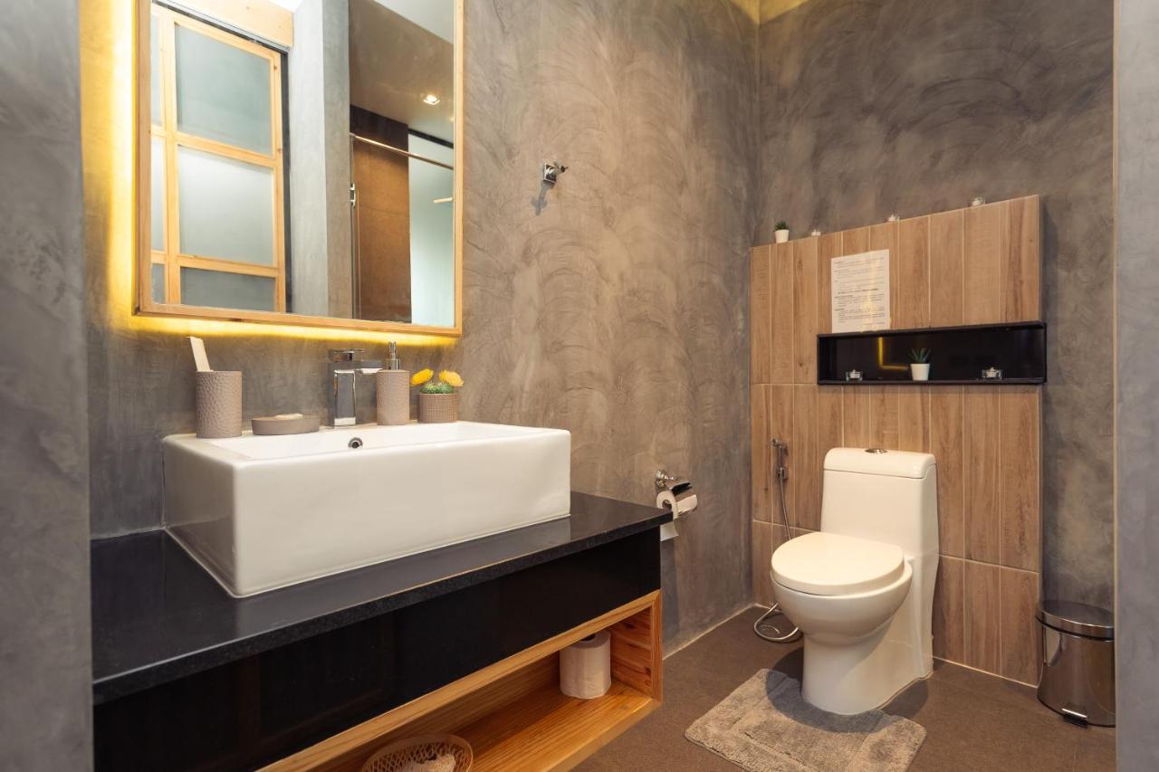 Apartment Cozy Design Near *