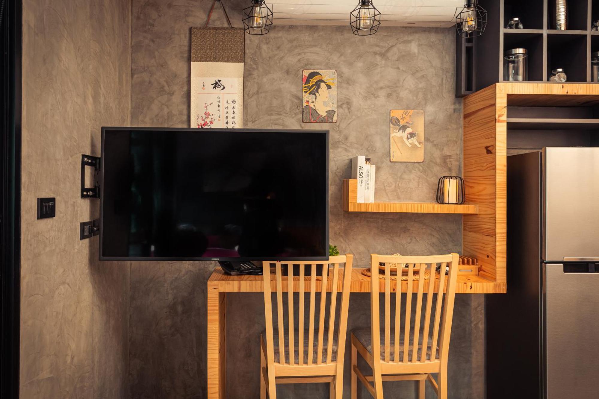 Cozy Design Near *