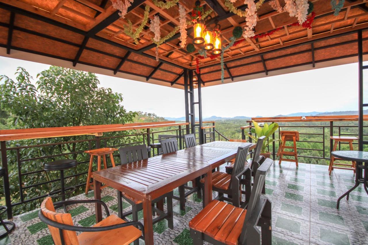 Happy Mountain Airport Hotel
