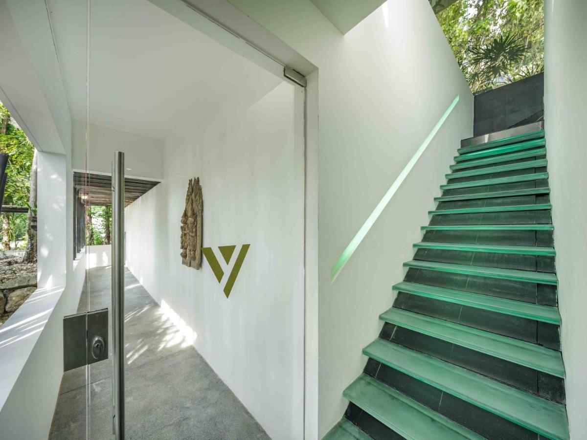 Vila Yang, Private Oceanfront Villa, Pantai Kamala