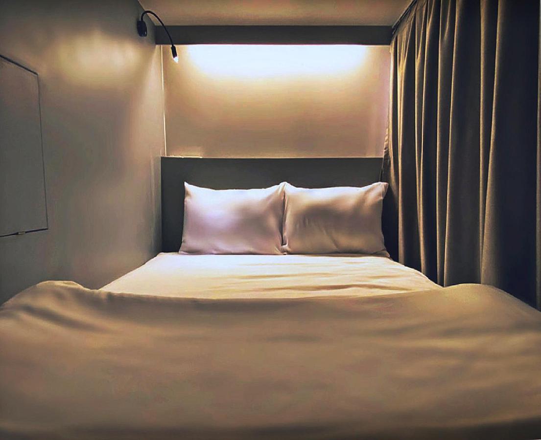 Capzule Bed Hostel *