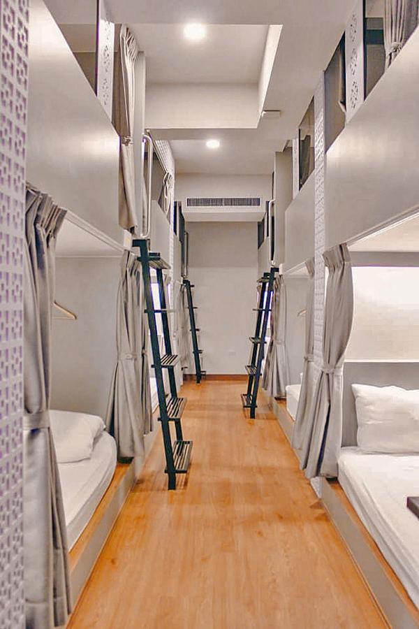 Capzule Bed Hostel *