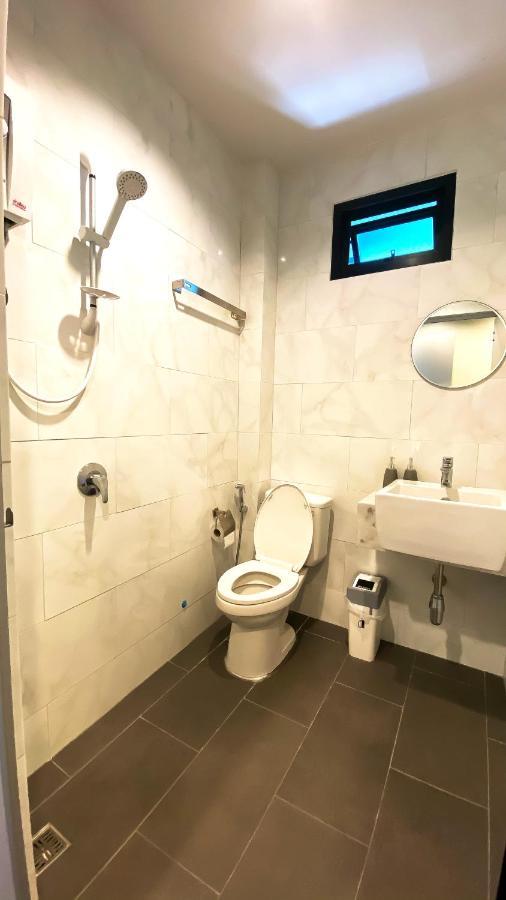Capzule Bed Hostel Phuket