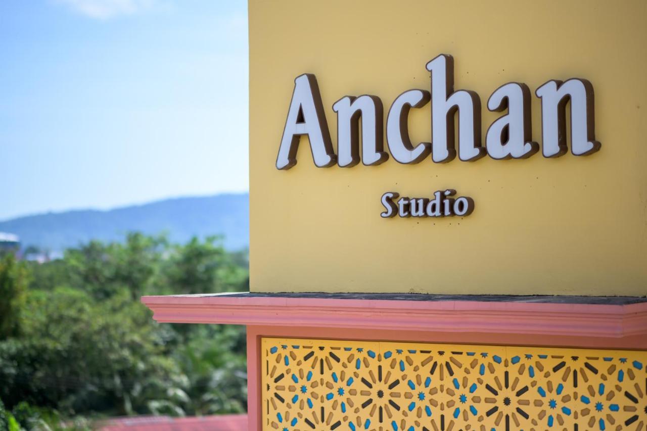 Anchanlina - Sha Chalong