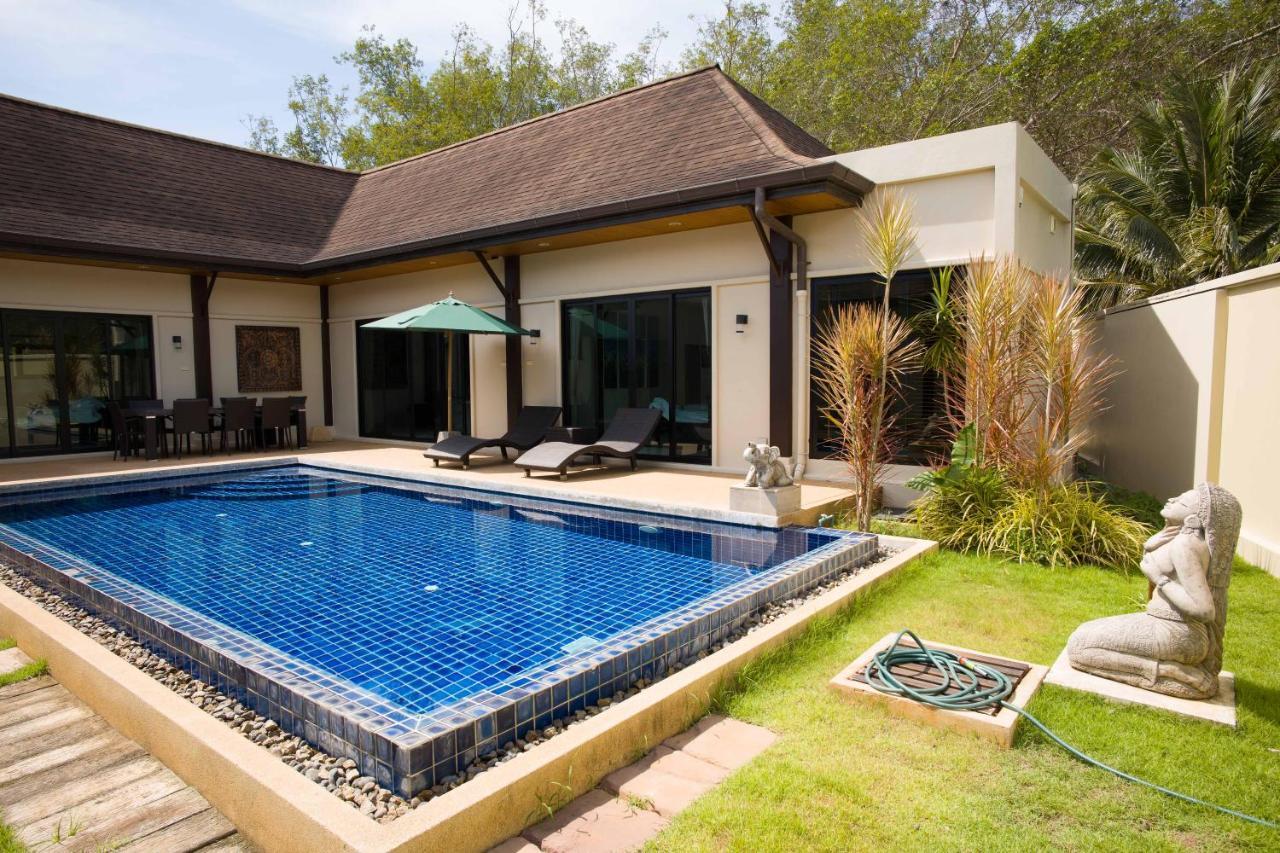 Villa Queen Palm *