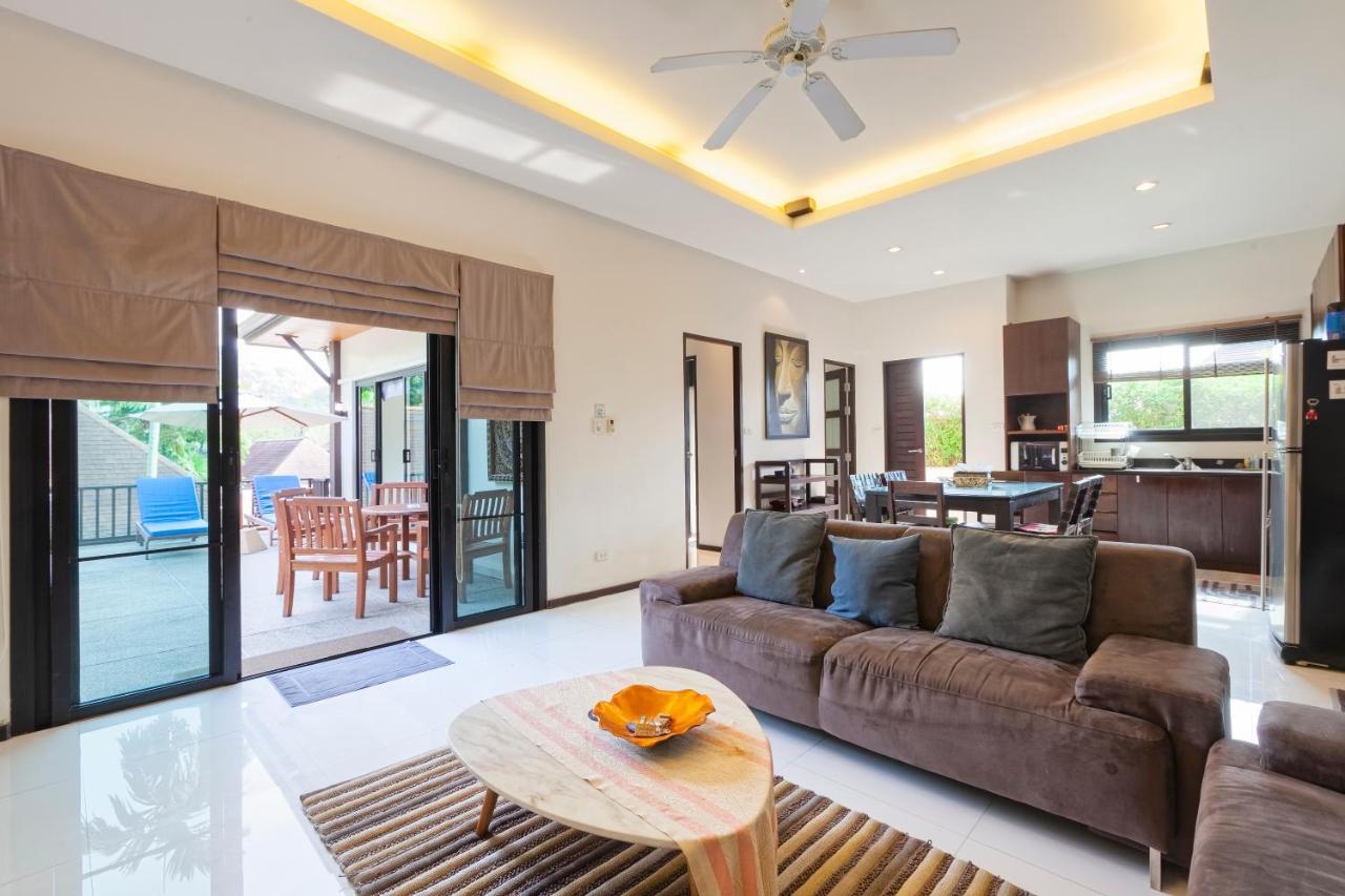 Villa Cocktail Palm *