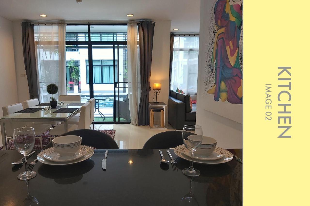 Apartment Pool Access 2 Bdr Stylish
