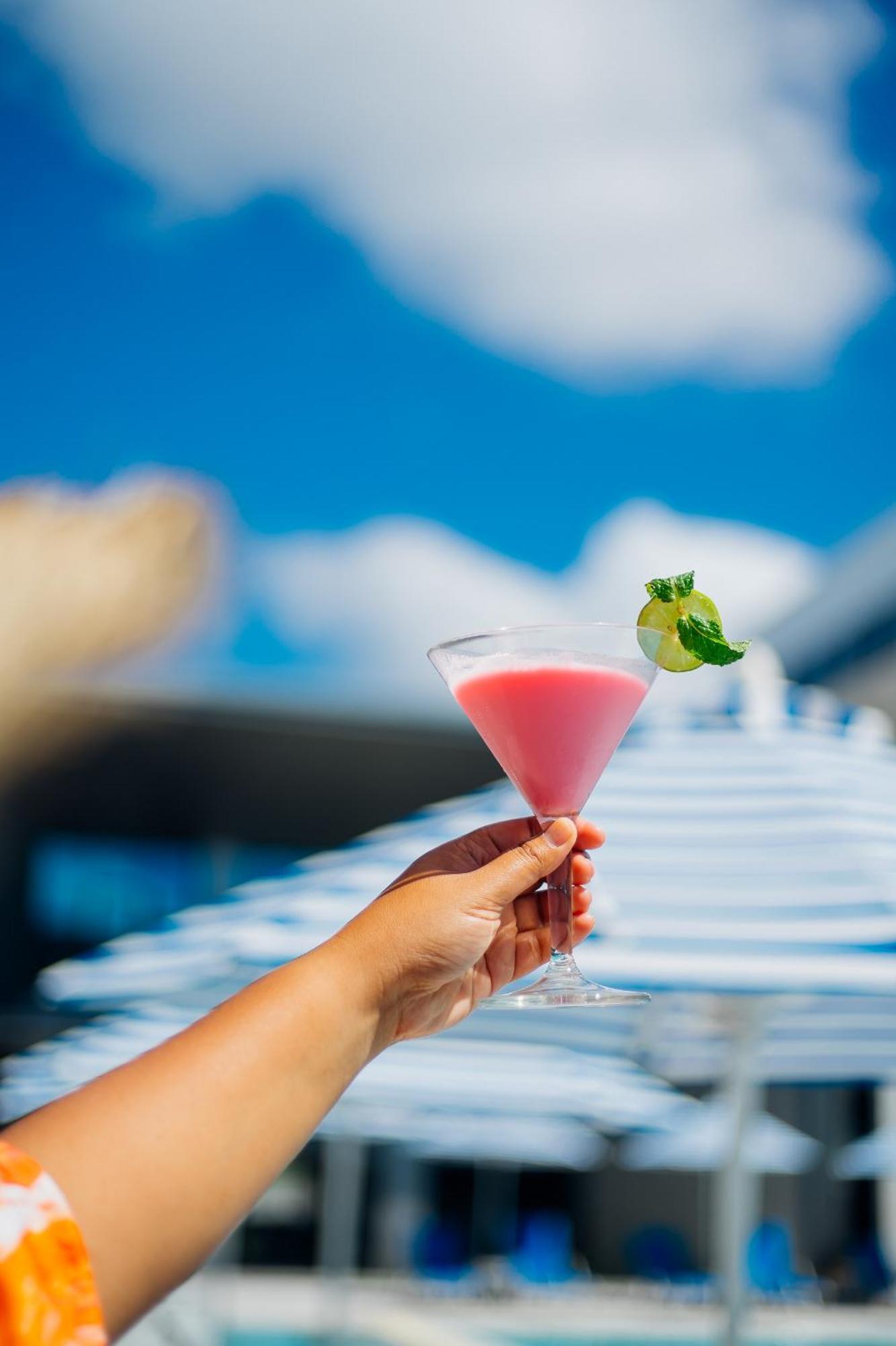 Hotel Seabed Grand - Sha Extra Phuket