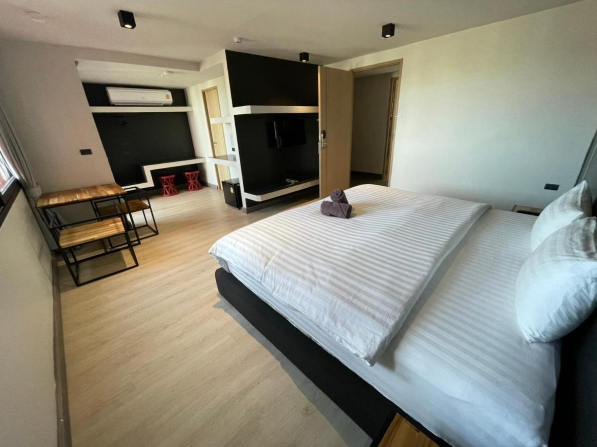 Prime Town - Posh & Port Phuket