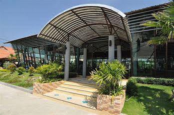 Chalong & Hotel