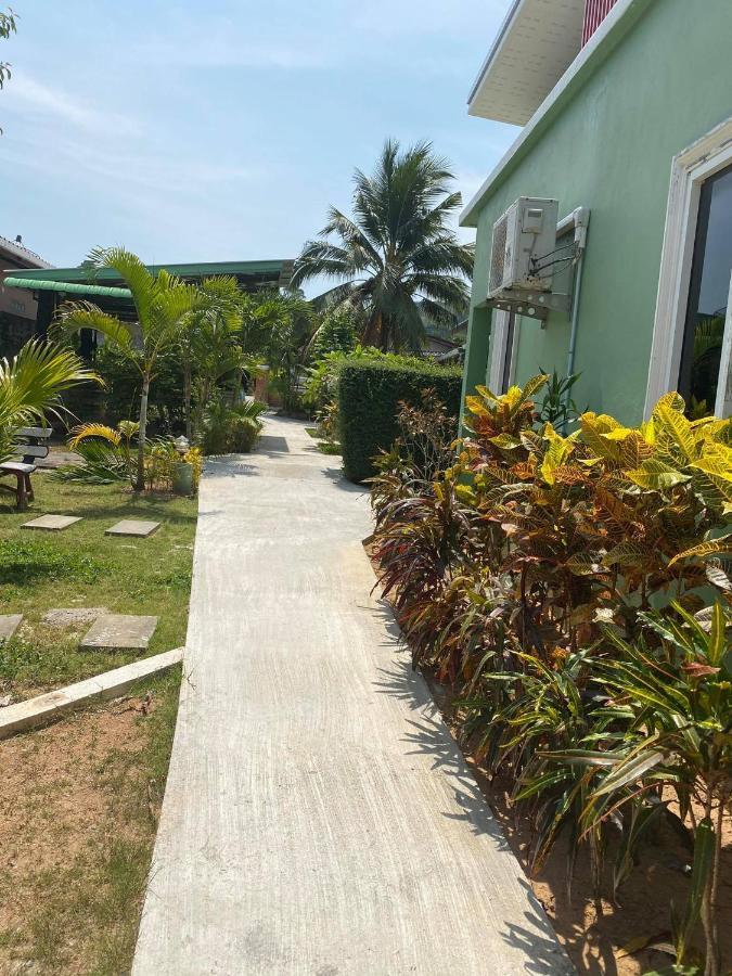 Suntalee House Guest house Nai Yang