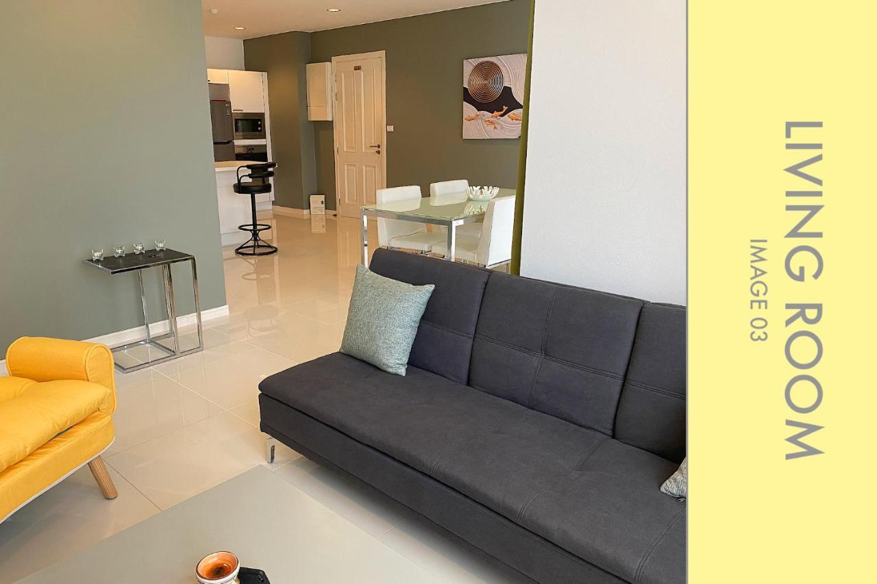 Apartment Stylish W. Pool View 2f Kamala Beach