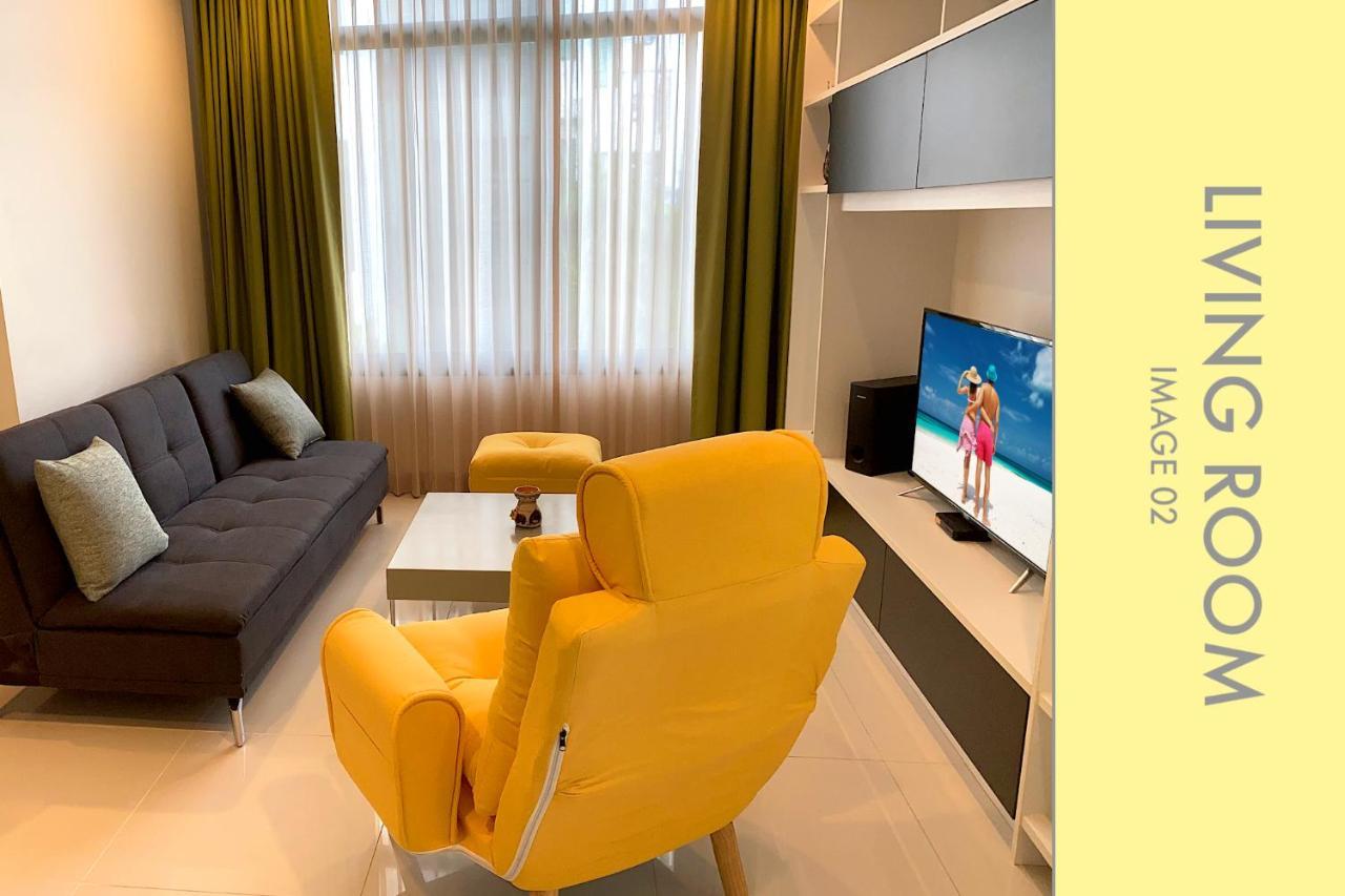 Apartment Stylish W. Pool View 2f Kamala Beach