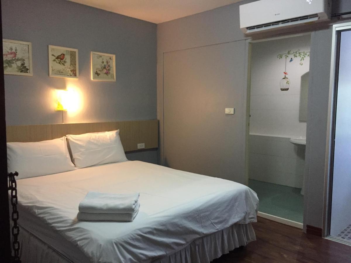 Nawaporn Place 2* Phuket