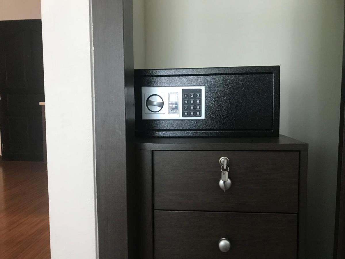 Phuket Location Pool View Apartment Patong