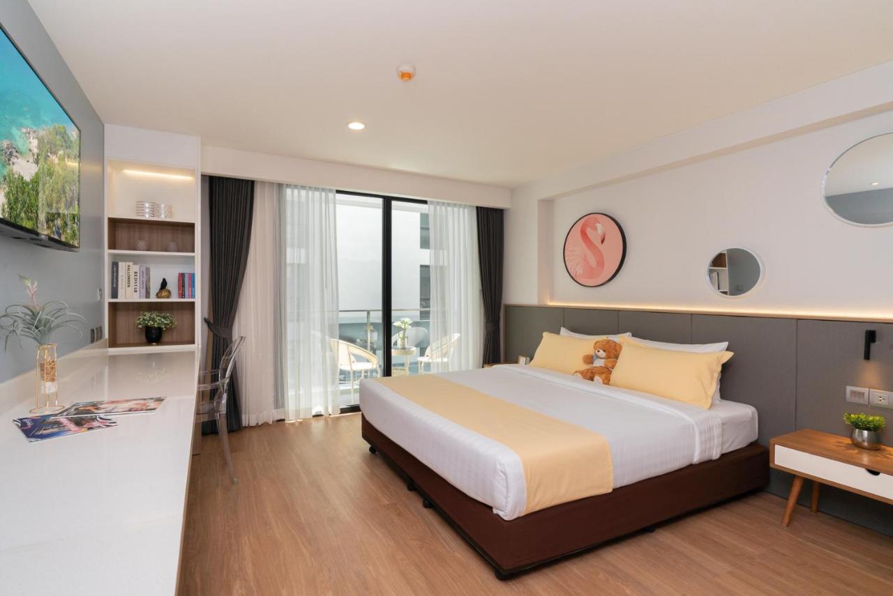 Wekata Luxury 4* Strand Kata