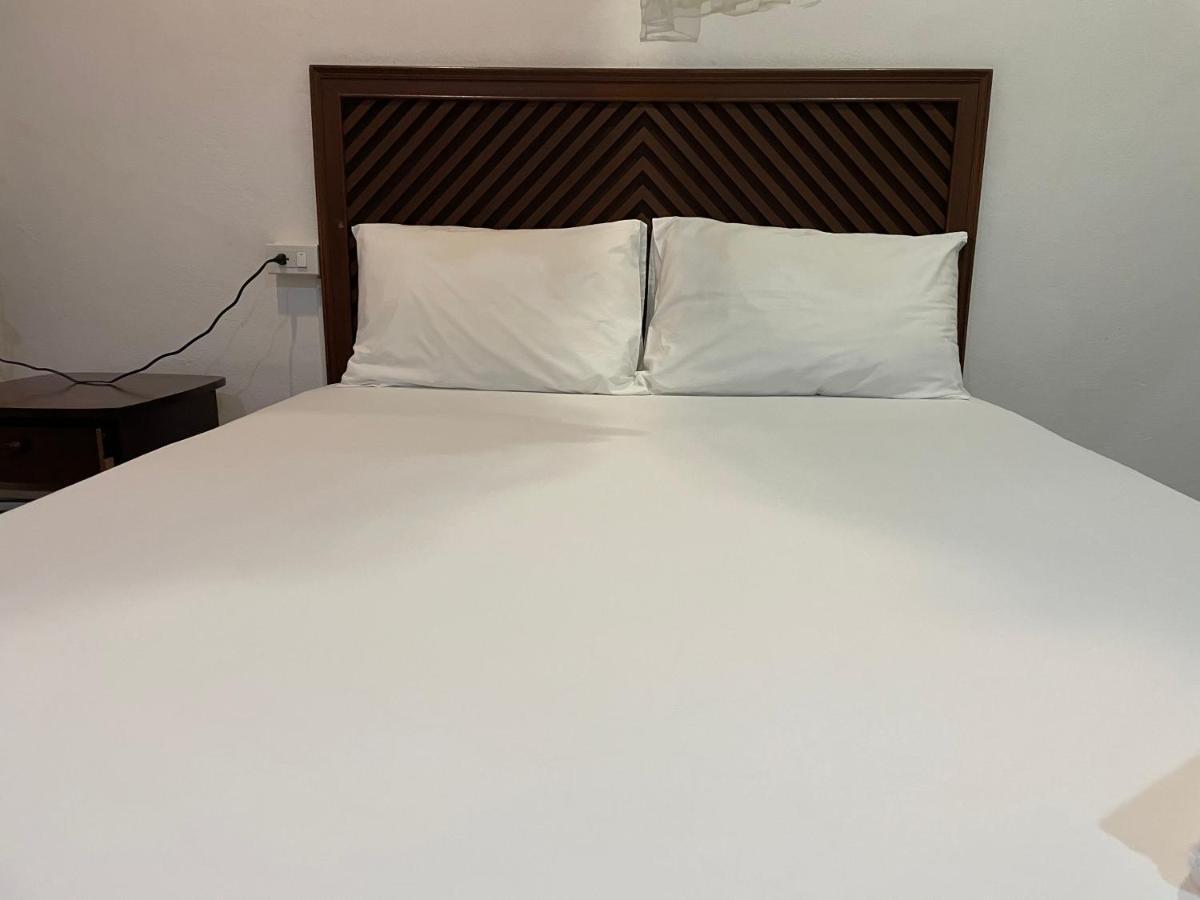 Nawaporn Place 2* Phuket