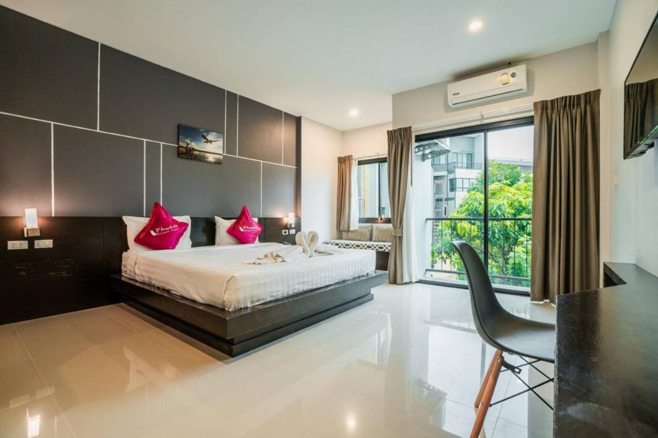 Phuket Airport Place Nai Yang Beach