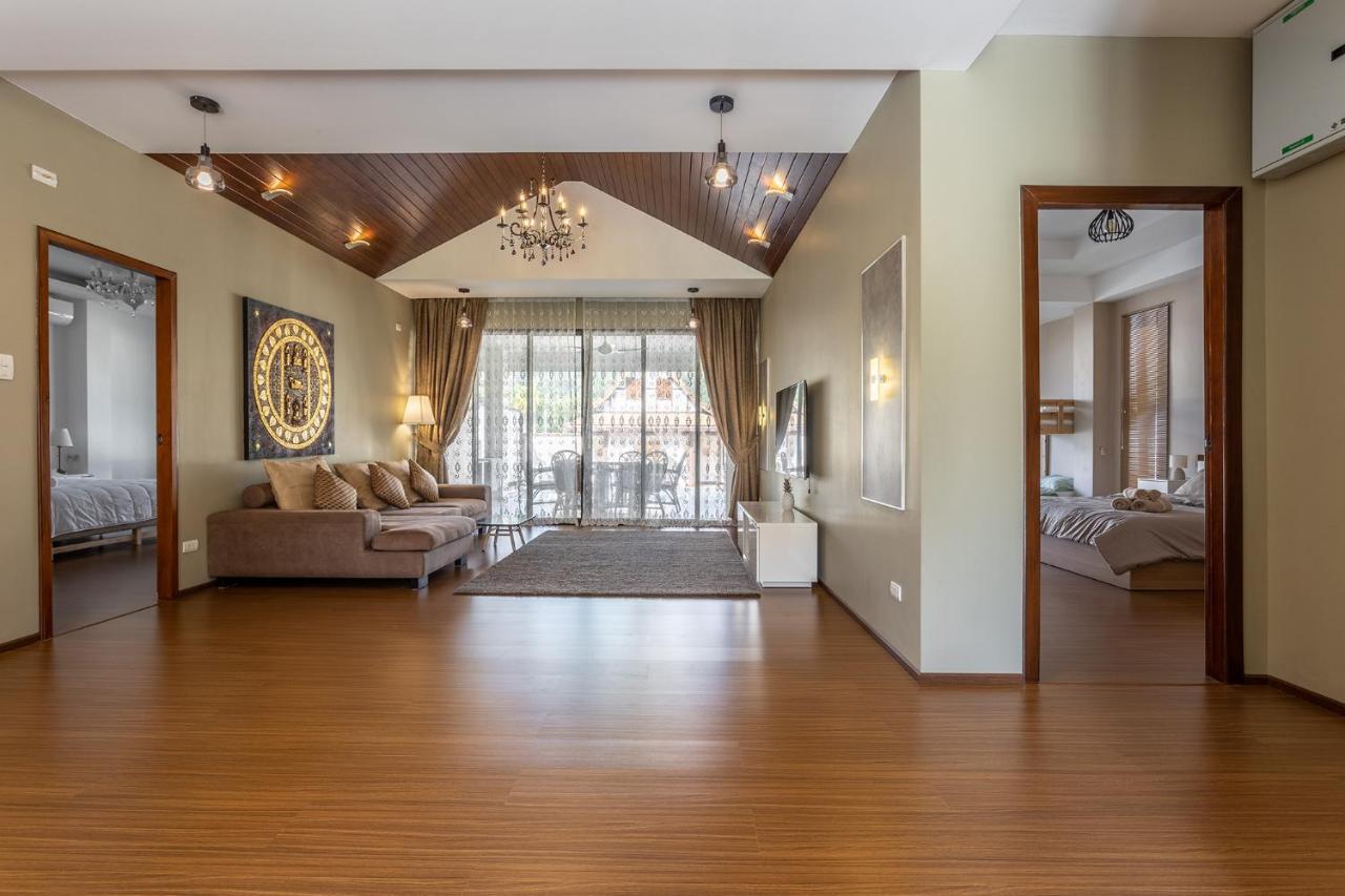 Status Villa