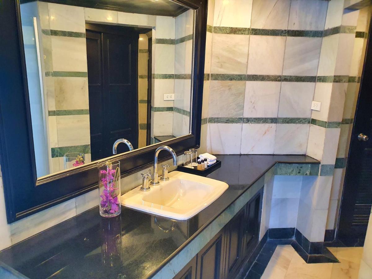 Sea Pearl Hotel 4*