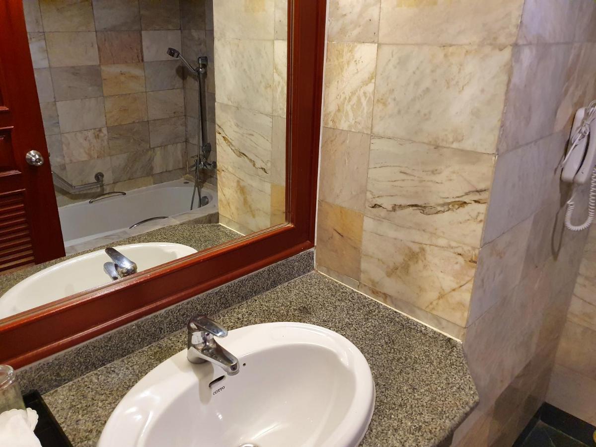 Sea Pearl Hotel 4*