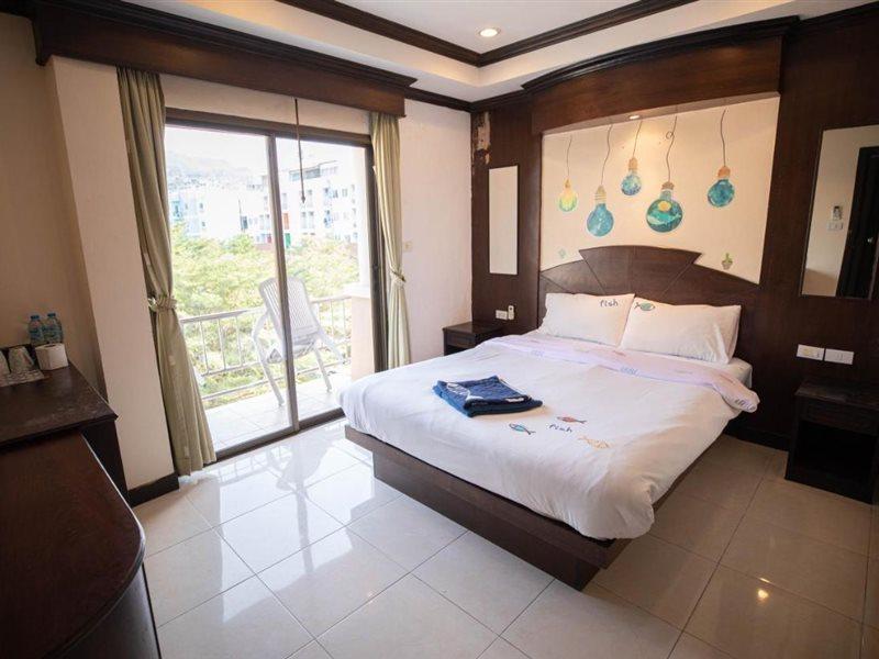 Fish And Summer House Hotel Patong