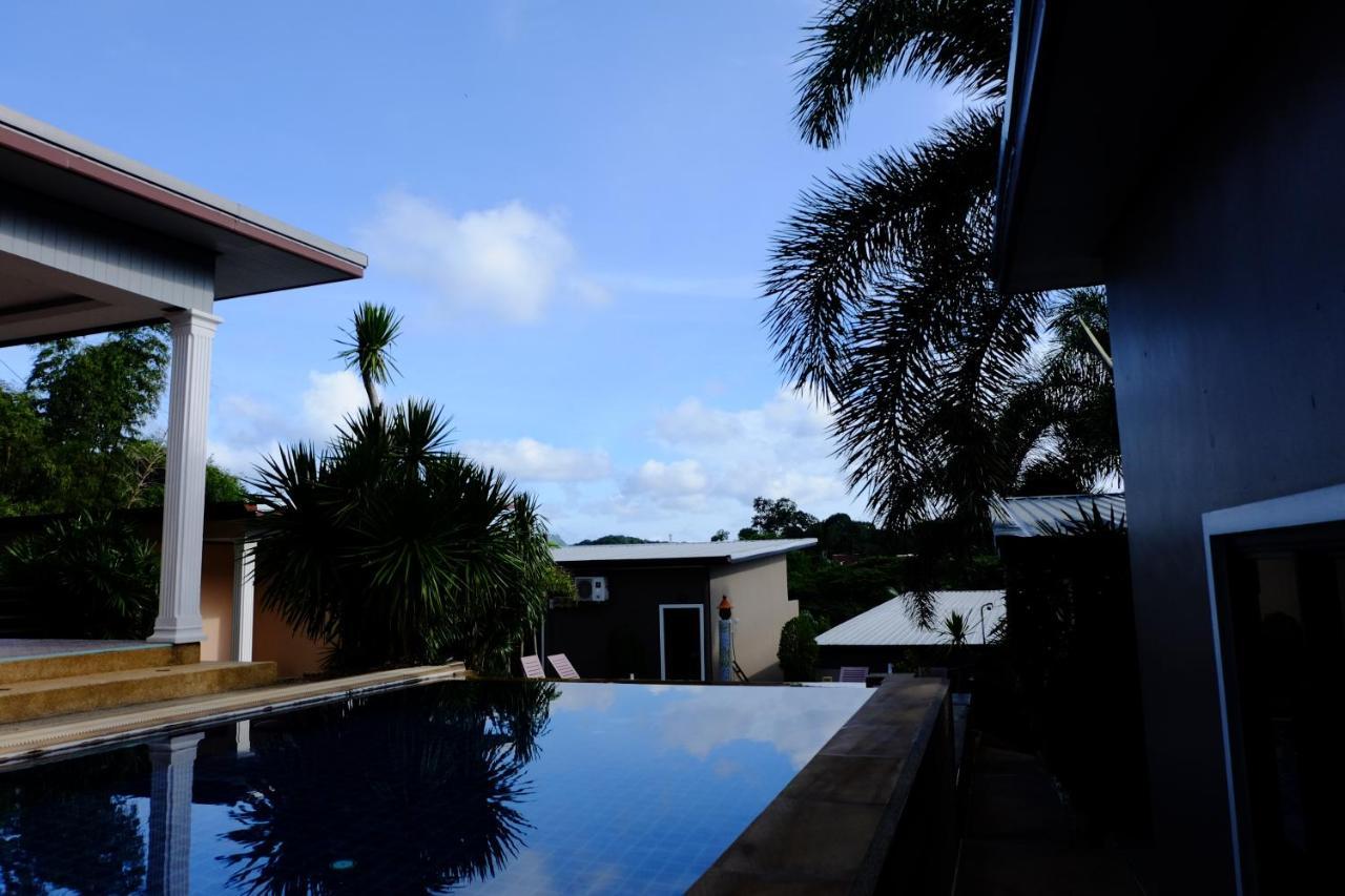 Hotel Naiharn Paradise Boutique *