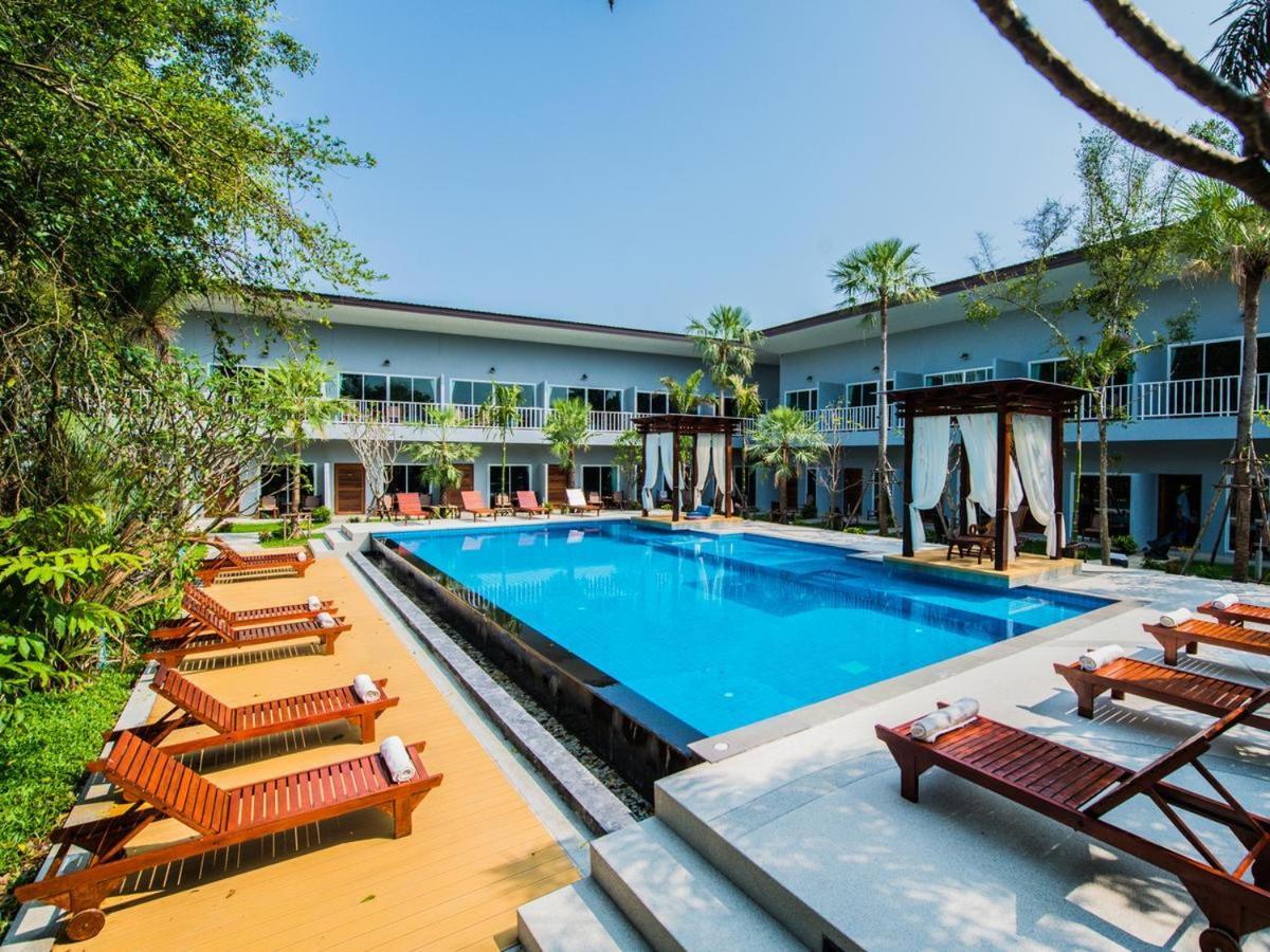 Hotel Bora Bora Phuket Chalong