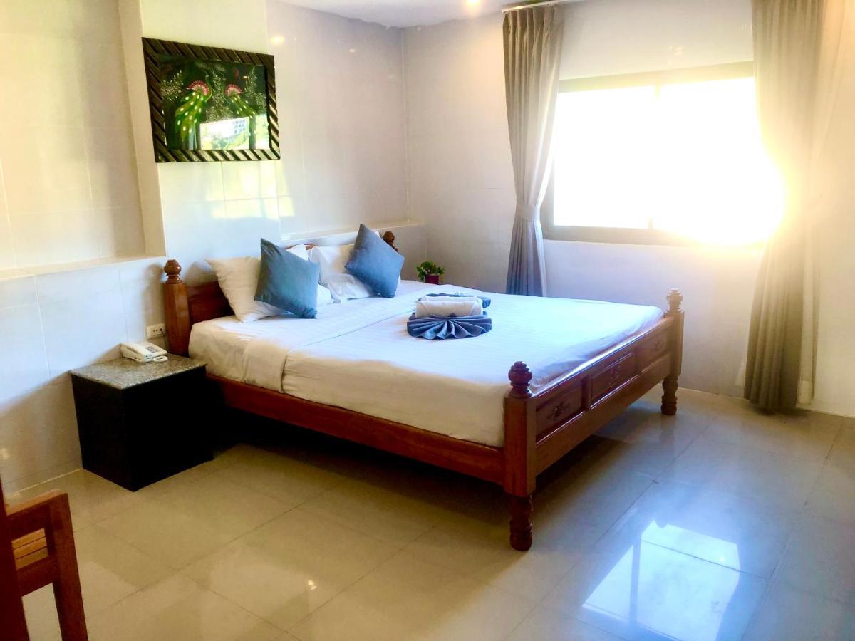 Dynasty New Management 3* Patong