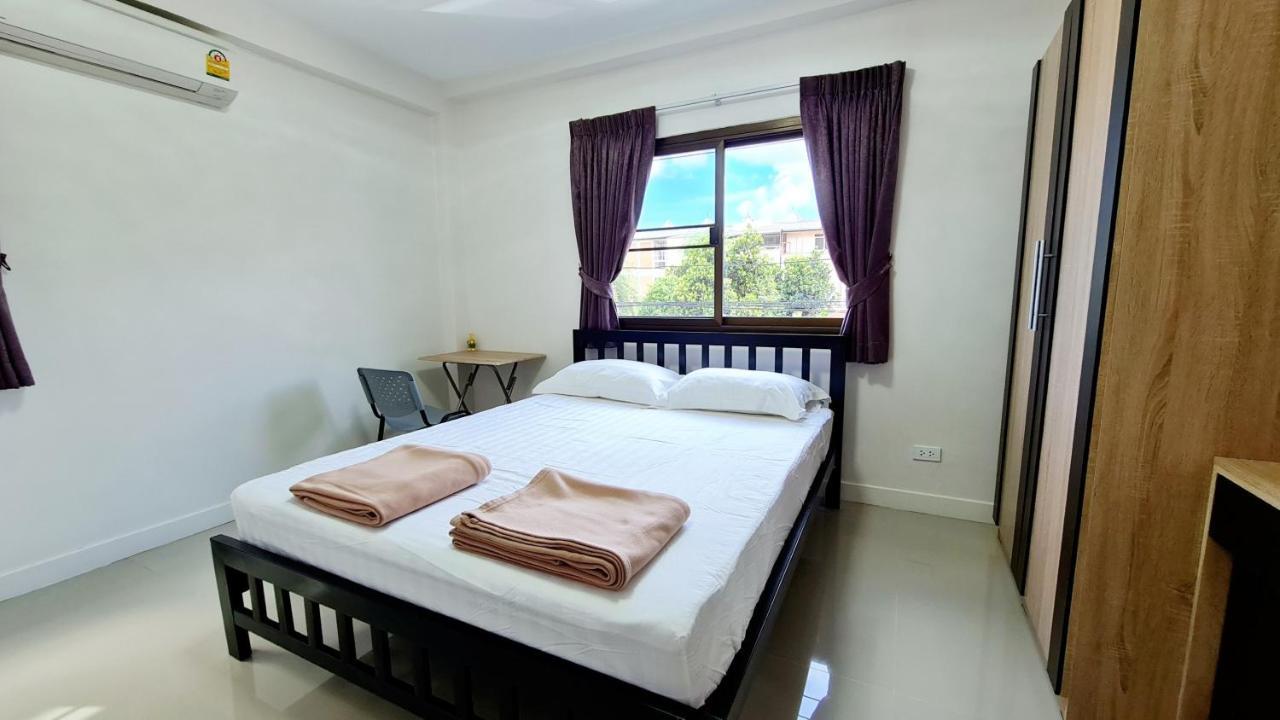 Tp House@naka Apartamento *