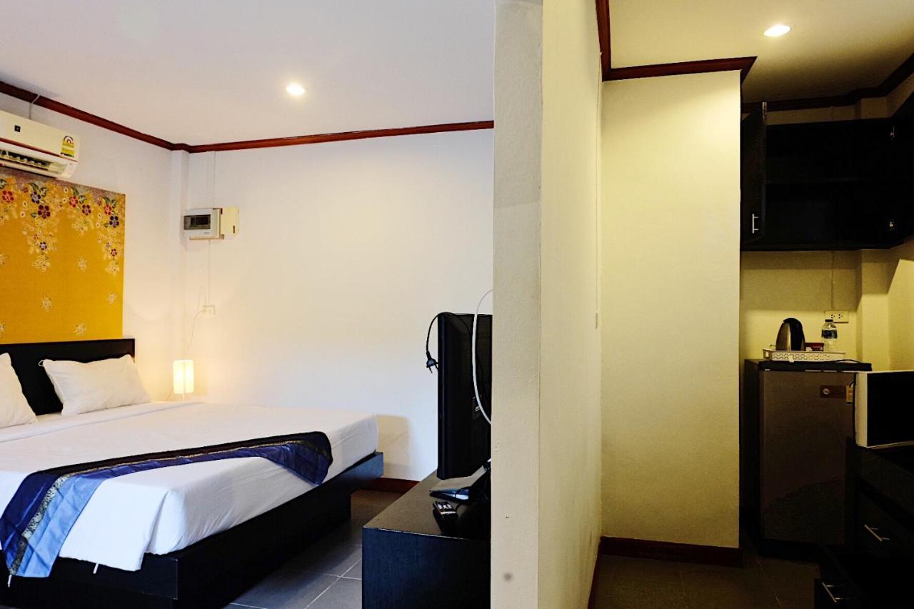 Hotel Naiharn Paradise Boutique *