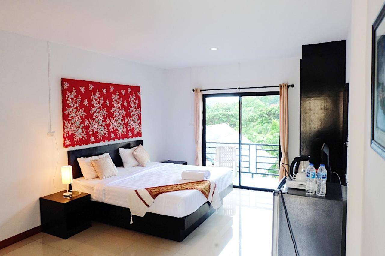 Naiharn Paradise Boutique Hotel