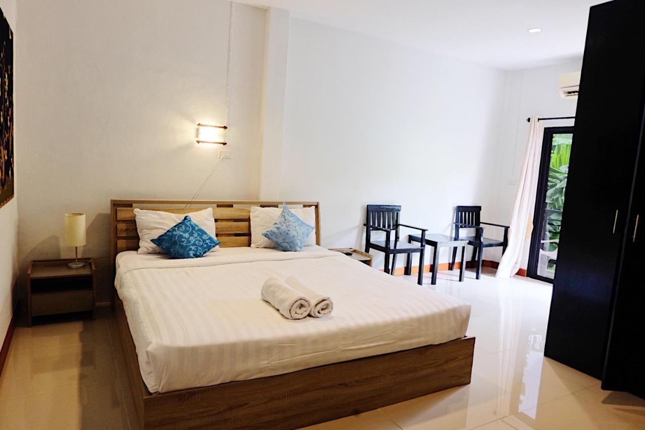 Naiharn Paradise Boutique Hotel *