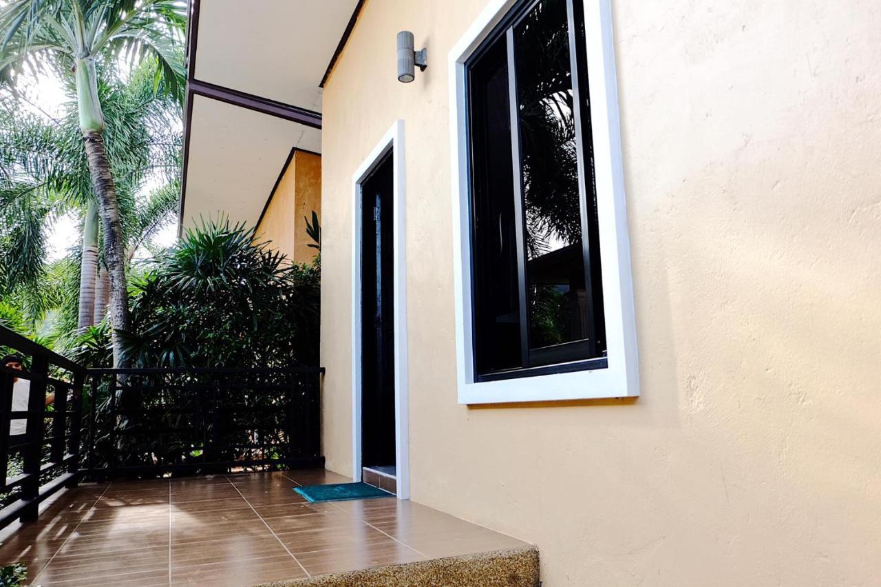 Naiharn Paradise Boutique Hotel