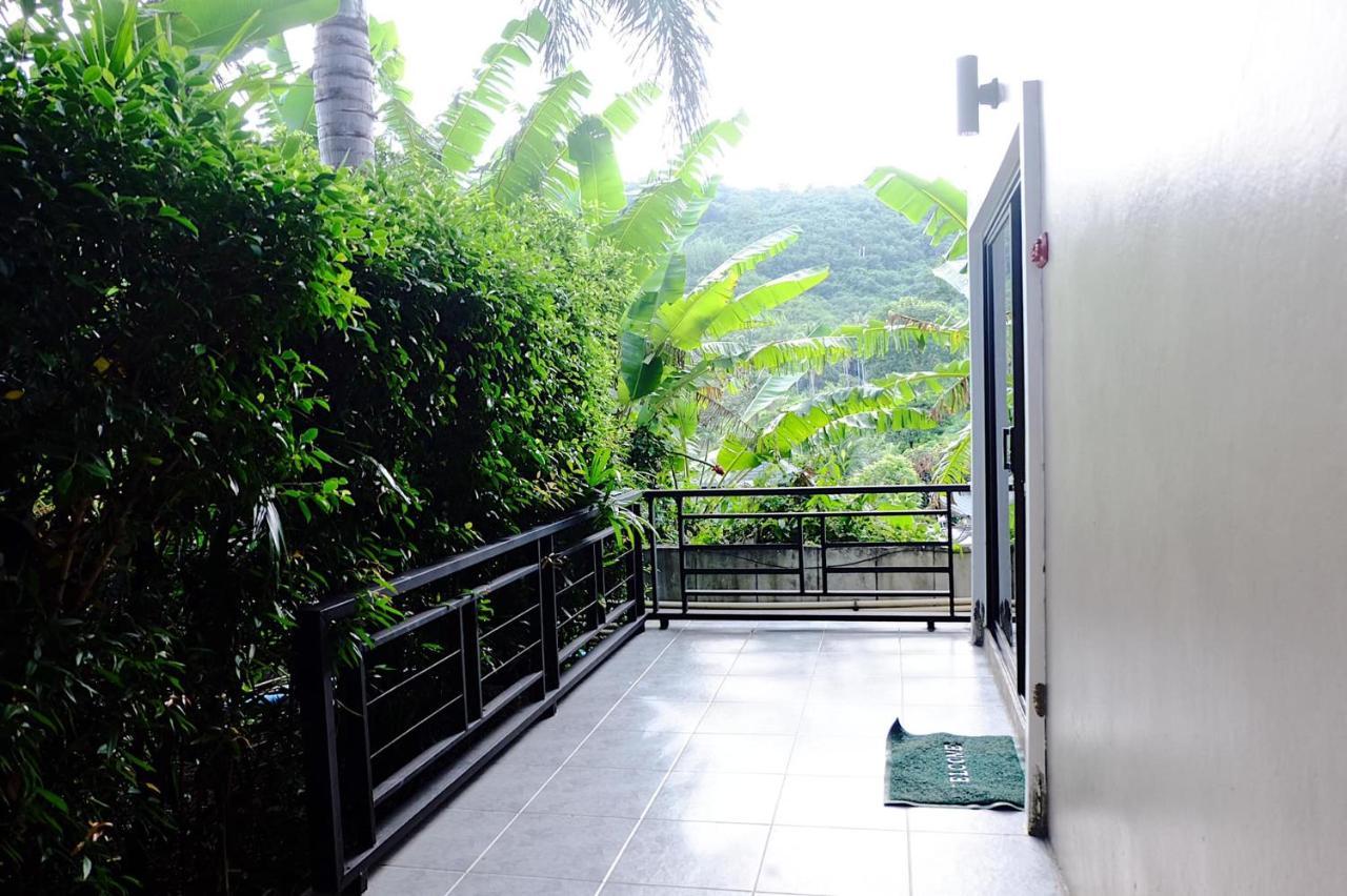 Naiharn Paradise Boutique Hotel *