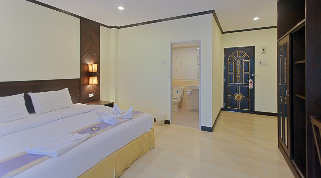 Absolute Phuket 3*