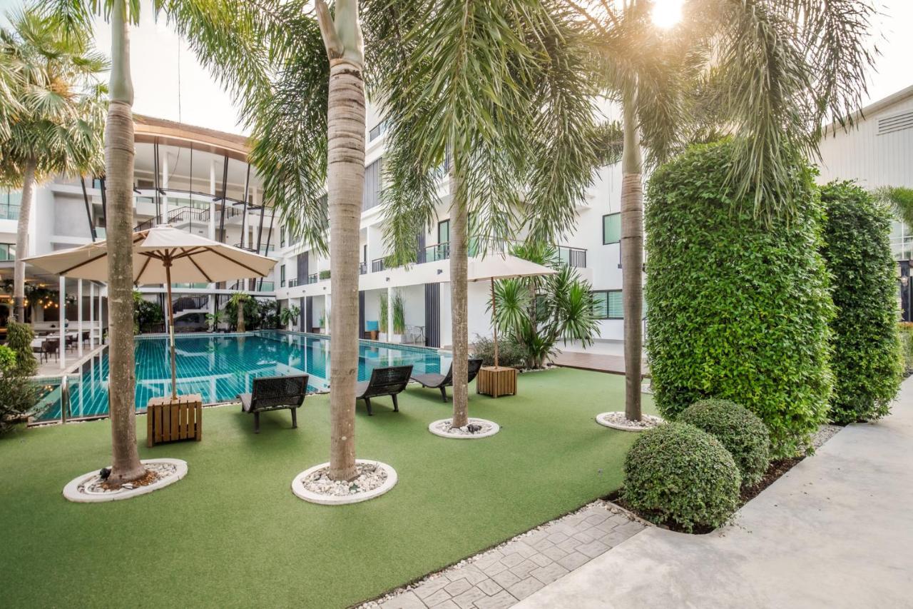 Hotel The Pago Design Phuket-sha