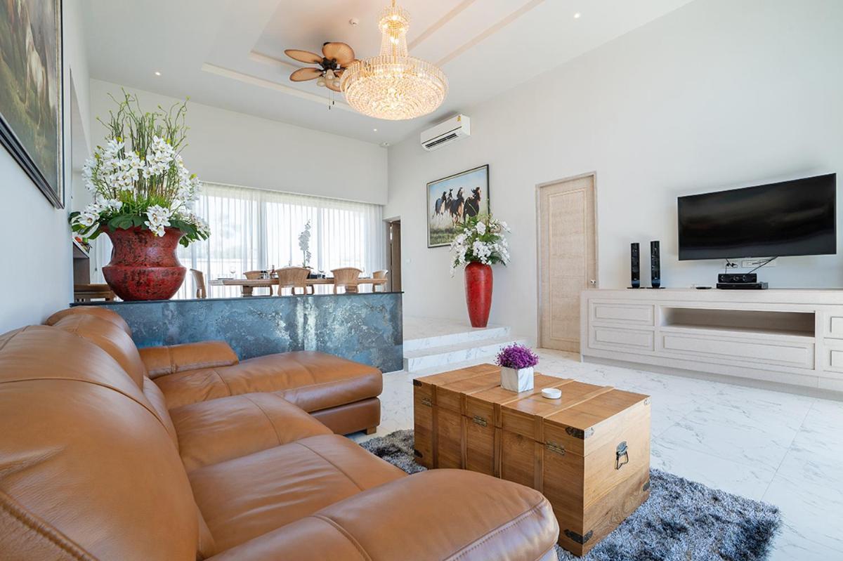 Gold Chariot Pool Villa, Phuket - Sha Certified *